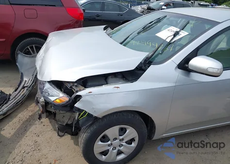 2010 Kia Forte Ex из США, поврежденный, VIN KNAFU4A22A5067805